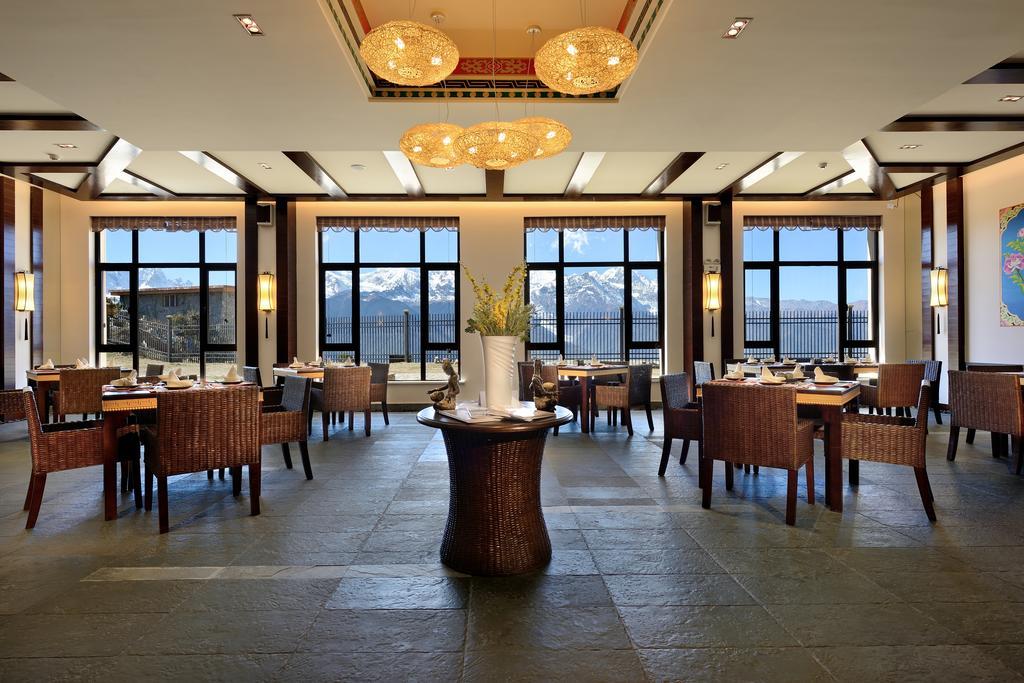 High Mountain Resort-Deqin Deqen Dış mekan fotoğraf
