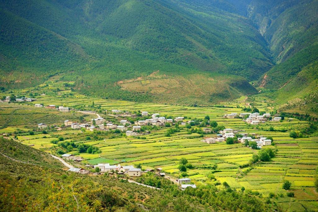 High Mountain Resort-Deqin Deqen Dış mekan fotoğraf